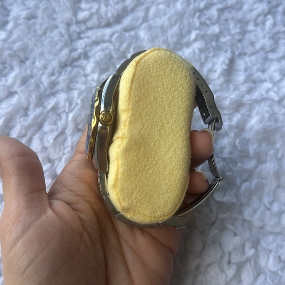 Invicta - Picture 4 of 5